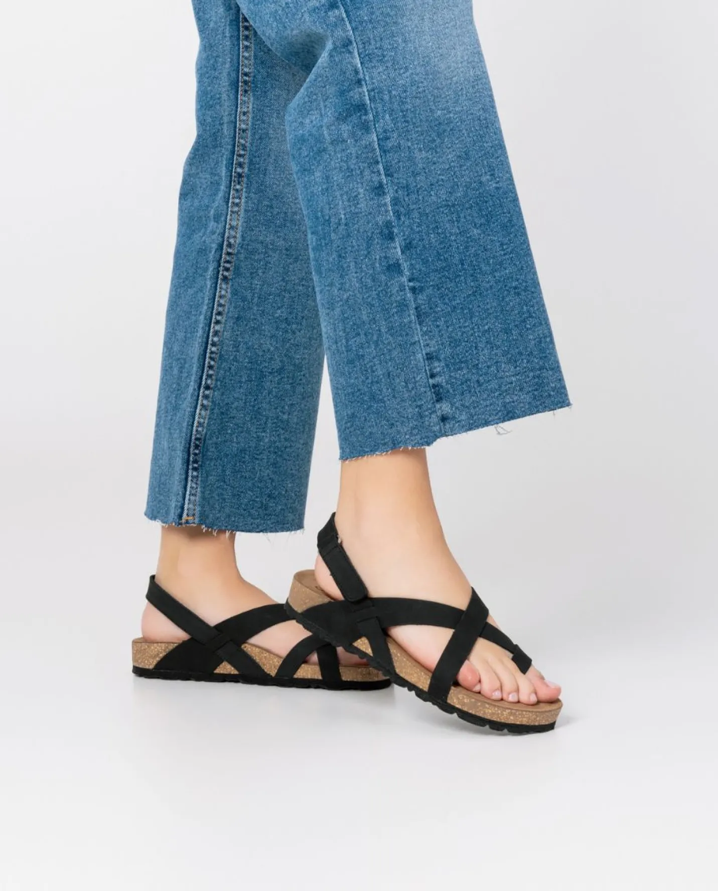 Discount Flat Sandal JERBA-718 Black Flat Sandals