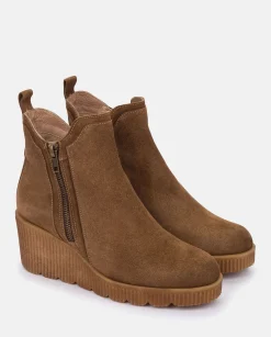 Discount Wedge Booty MADONA-002 Brown Ankle Boots