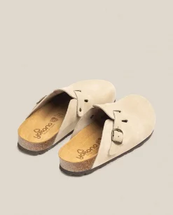 Cheap Zueco 599 Beige Clogs|Flat Sandals